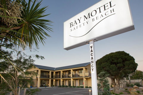 Bay Motel Safety Beach - Sunshine Coast Tourism 2