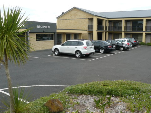 Bay Motel Safety Beach - Sunshine Coast Tourism 12