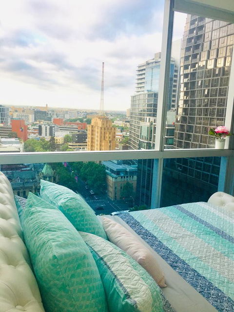 La Maison - Great View, Free Parking, Pool, Gym, Perfectly Located 2BR Apartment - Holiday Sunshine Coast 19