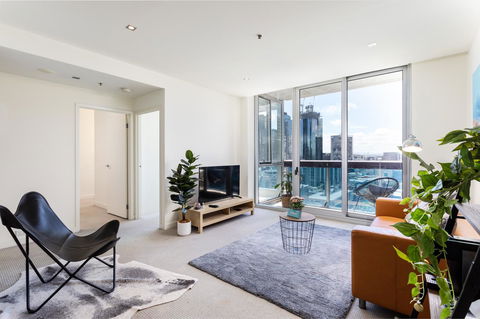 La Maison - Great View, Free Parking, Pool, Gym, Perfectly Located 2BR Apartment - Holiday Sunshine Coast 2