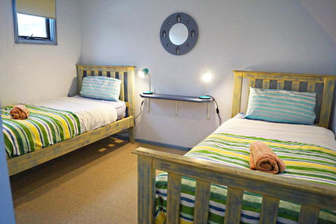 Rayville Boat Houses - Sunshine Coast Tourism 20