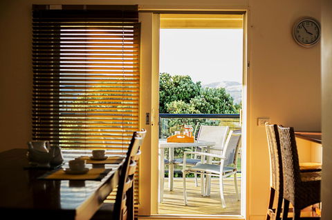 Rayville Boat Houses - Sunshine Coast Tourism 6