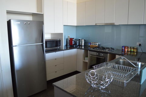 3BR Apartment At Victoria Tower Southbank - Sunshine Coast Tourism 4