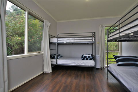 Hamptons In Healesville - Sunshine Coast Tourism 9
