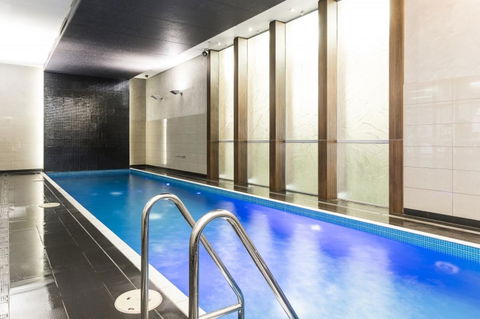 Luxury Apartments With View - Sunshine Coast Tourism 32