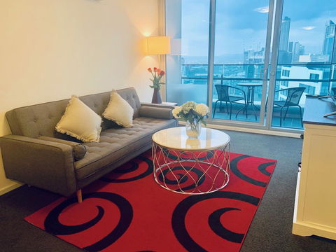 Luxury Apartments With View - Sunshine Coast Tourism 36