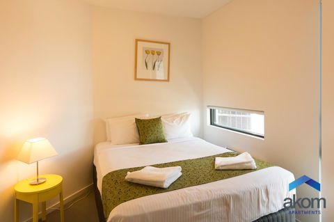 AKOM AT Docklands - Holiday Sunshine Coast 12
