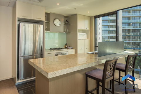 AKOM AT Docklands - Holiday Sunshine Coast 33