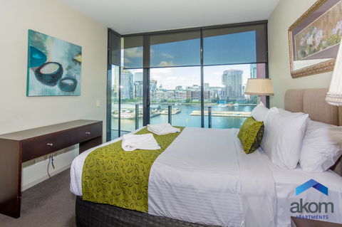 AKOM AT Docklands - Holiday Sunshine Coast 29