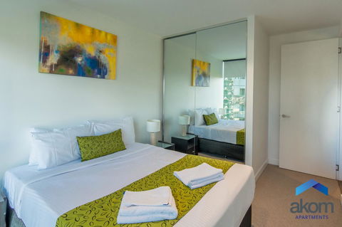 AKOM AT Docklands - Holiday Sunshine Coast 22