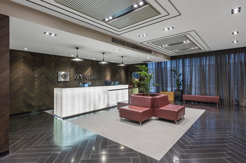 Wyndham Hotel Melbourne - Sunshine Coast Tourism 2