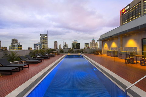 Wyndham Hotel Melbourne - Sunshine Coast Tourism 18