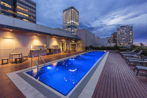 Wyndham Hotel Melbourne - Sunshine Coast Tourism 22