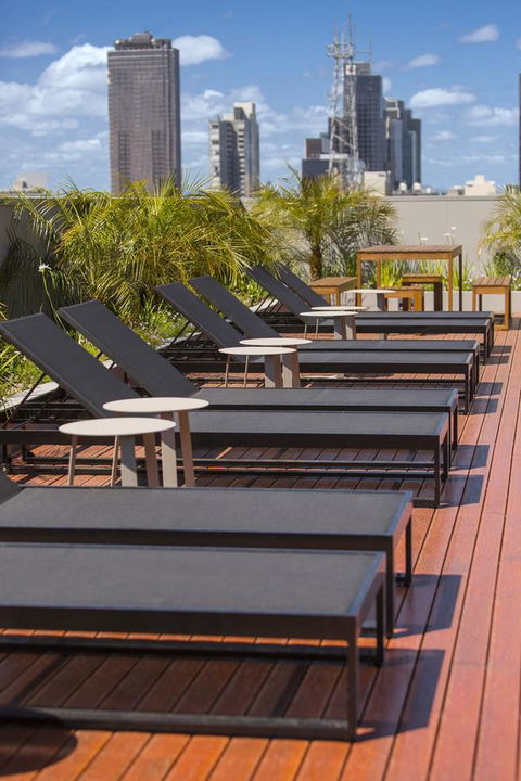 Wyndham Hotel Melbourne - Sunshine Coast Tourism 11