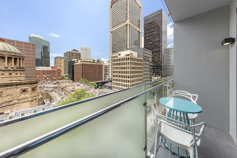 Wyndham Hotel Melbourne - Sunshine Coast Tourism 23