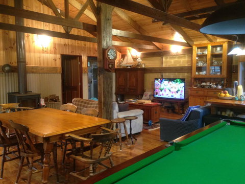 Mud Hollow Barn - Holiday Sunshine Coast 7