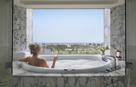 Grand Hyatt Melbourne - Holiday Sunshine Coast 2