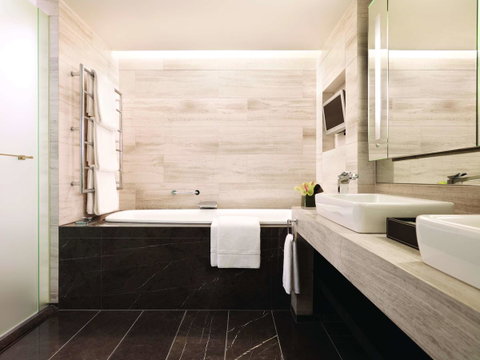 Grand Hyatt Melbourne - Holiday Sunshine Coast 9