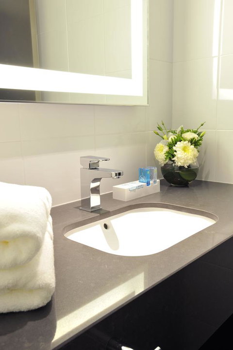 Novotel Melbourne On Collins - Holiday Sunshine Coast 37