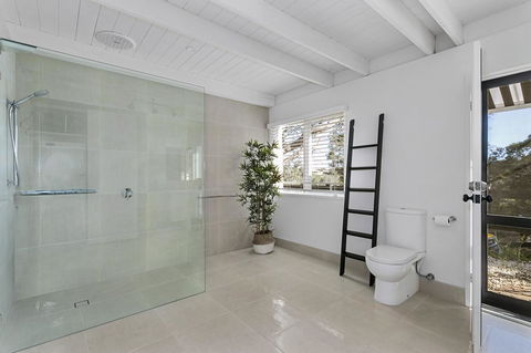 Oasis On Grange - Sunshine Coast Tourism 13