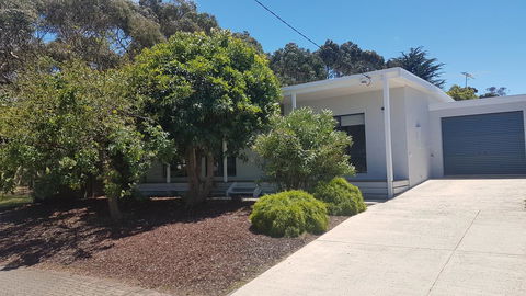 Island Escape - Sunshine Coast Tourism 0