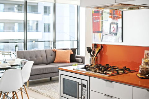 Complete Host Tiara Apartments - Sunshine Coast Tourism 1