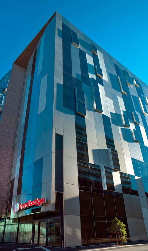 Travelodge Hotel Melbourne Docklands - Sunshine Coast Tourism 18