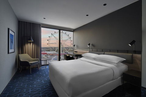 Vibe Hotel Melbourne Docklands - Holiday Sunshine Coast 6