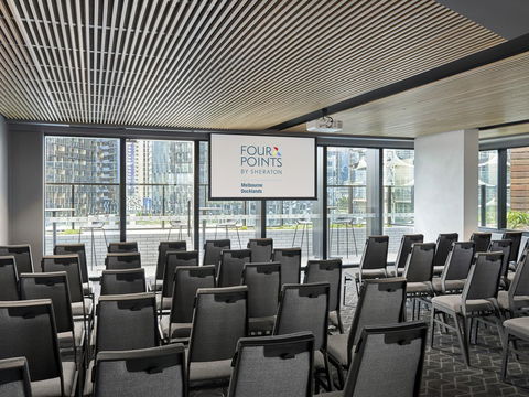 Vibe Hotel Melbourne Docklands - Holiday Sunshine Coast 30