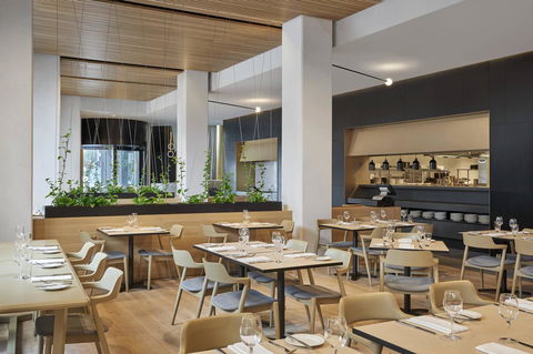 Vibe Hotel Melbourne Docklands - Holiday Sunshine Coast 35