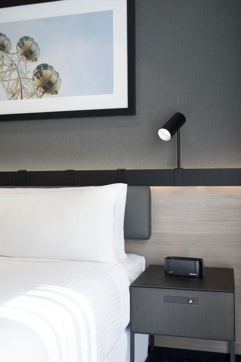 Vibe Hotel Melbourne Docklands - Holiday Sunshine Coast 7