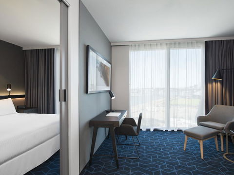 Vibe Hotel Melbourne Docklands - Holiday Sunshine Coast 24