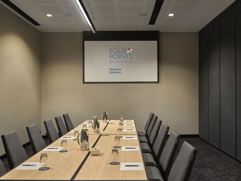 Vibe Hotel Melbourne Docklands - Holiday Sunshine Coast 32