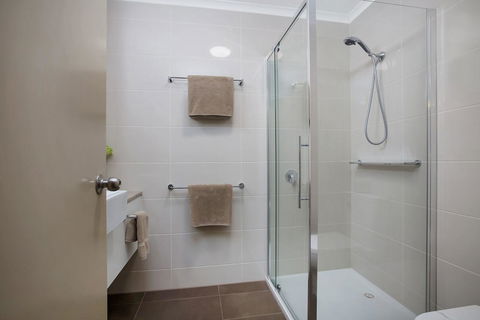 Comfort Inn Warrnambool International - Holiday Sunshine Coast 15