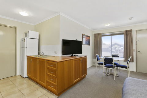 Comfort Inn Warrnambool International - Holiday Sunshine Coast 31