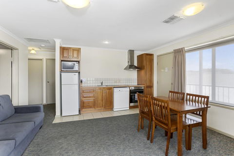 Comfort Inn Warrnambool International - Holiday Sunshine Coast 35