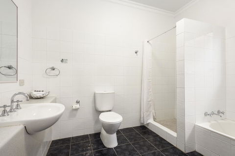 The International Motel Apollo Bay - Sunshine Coast Tourism 11