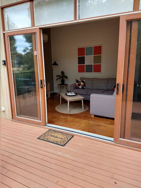 Rural 5 Star Villa\'s With Resort Amenities - Sunshine Coast Tourism 0