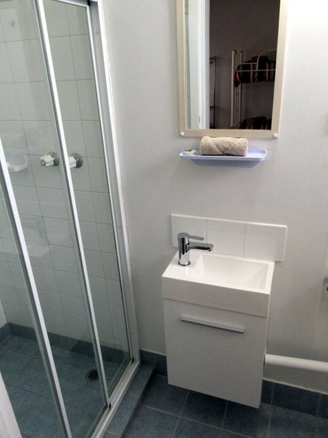 The Highlander Motel - 24HR Check In - Holiday Sunshine Coast 19