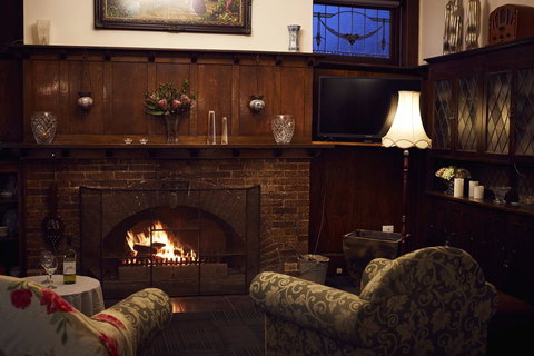 The Highlander Motel - 24HR Check In - Holiday Sunshine Coast 36