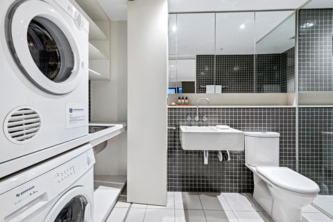 Corporate Keys - Freshwater Place - Sunshine Coast Tourism 20