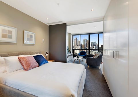 Corporate Keys - Freshwater Place - Sunshine Coast Tourism 3