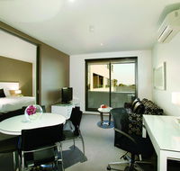 Punthill Oakleigh - Holiday Sunshine Coast