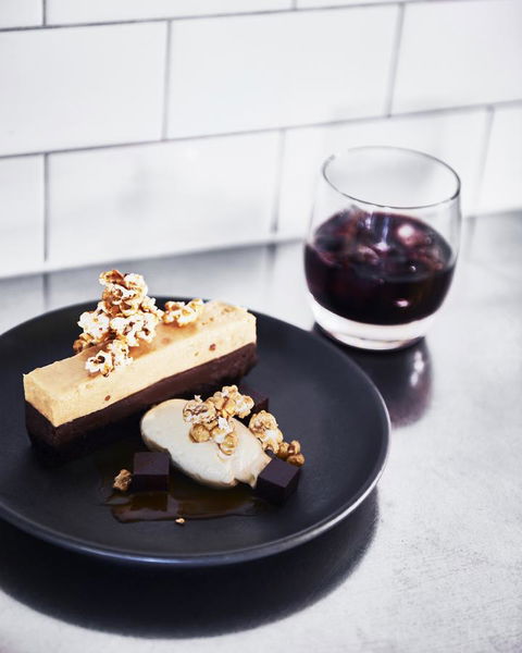 Plough Hotel - Holiday Sunshine Coast 20