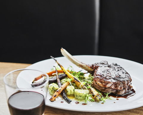 Plough Hotel - Holiday Sunshine Coast 21