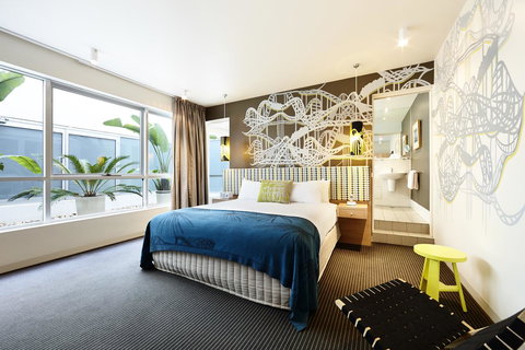 Saint Kilda Beach Hotel - Formerly Rydges St Kilda - Holiday Sunshine Coast 0