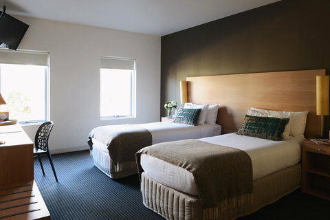 Saint Kilda Beach Hotel - Formerly Rydges St Kilda - Holiday Sunshine Coast 12