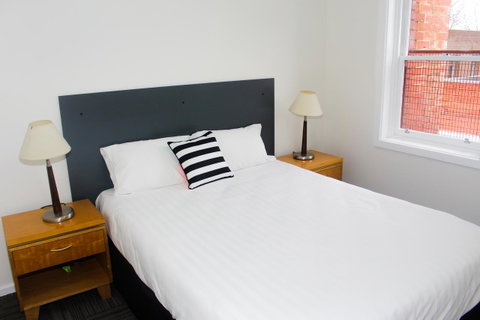 CROWN CENTRAL BUSINESS DISTRICT MOTEL - NO UNDER 18s - Sunshine Coast Tourism 44