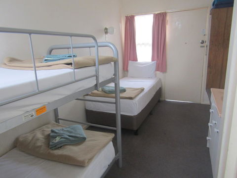 Twin City Motor Inn - Sunshine Coast Tourism 19