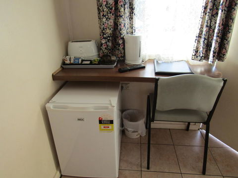 Twin City Motor Inn - Sunshine Coast Tourism 10